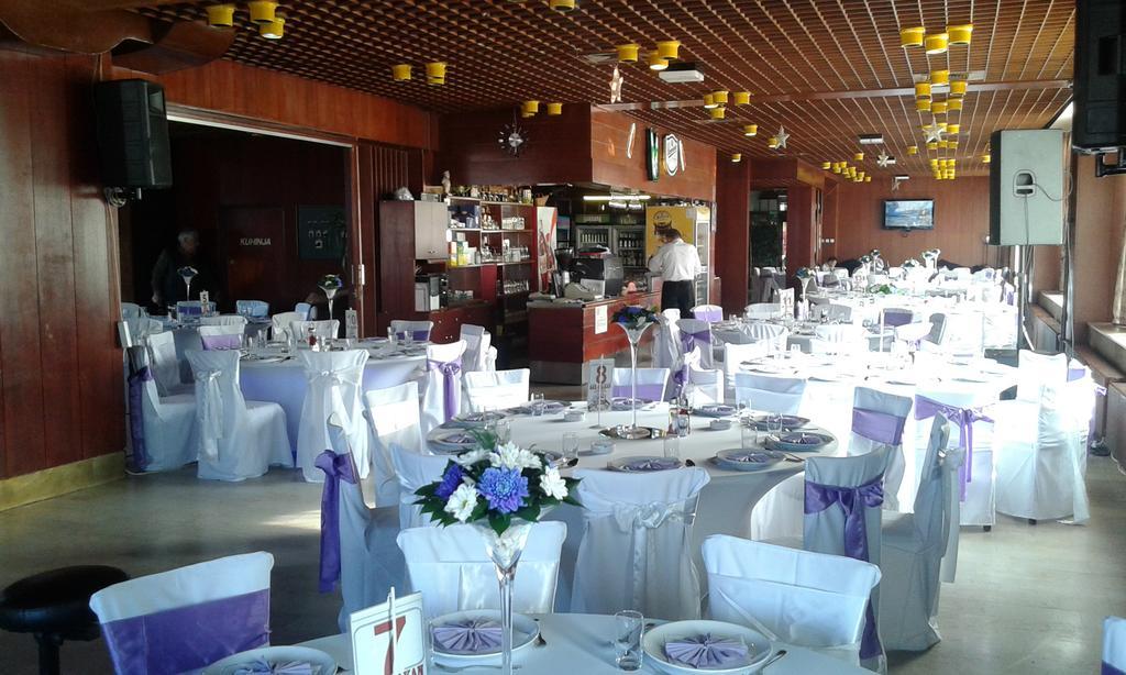 Hotel Sax Balkan Dimitrovgrad Buitenkant foto