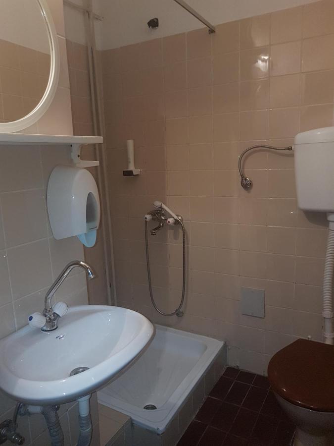 Hotel Sax Balkan Dimitrovgrad Buitenkant foto