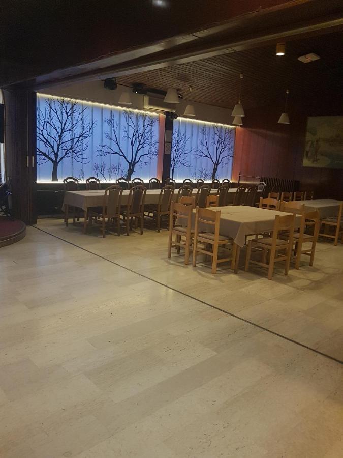 Hotel Sax Balkan Dimitrovgrad Buitenkant foto