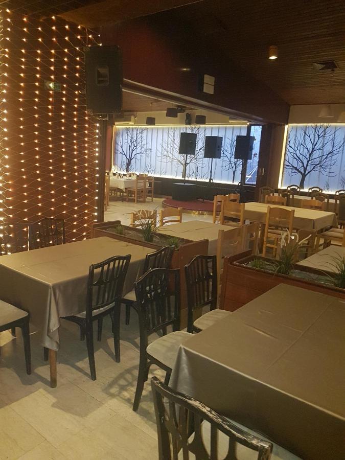 Hotel Sax Balkan Dimitrovgrad Buitenkant foto
