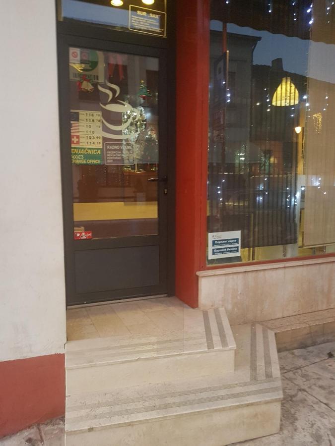 Hotel Sax Balkan Dimitrovgrad Buitenkant foto