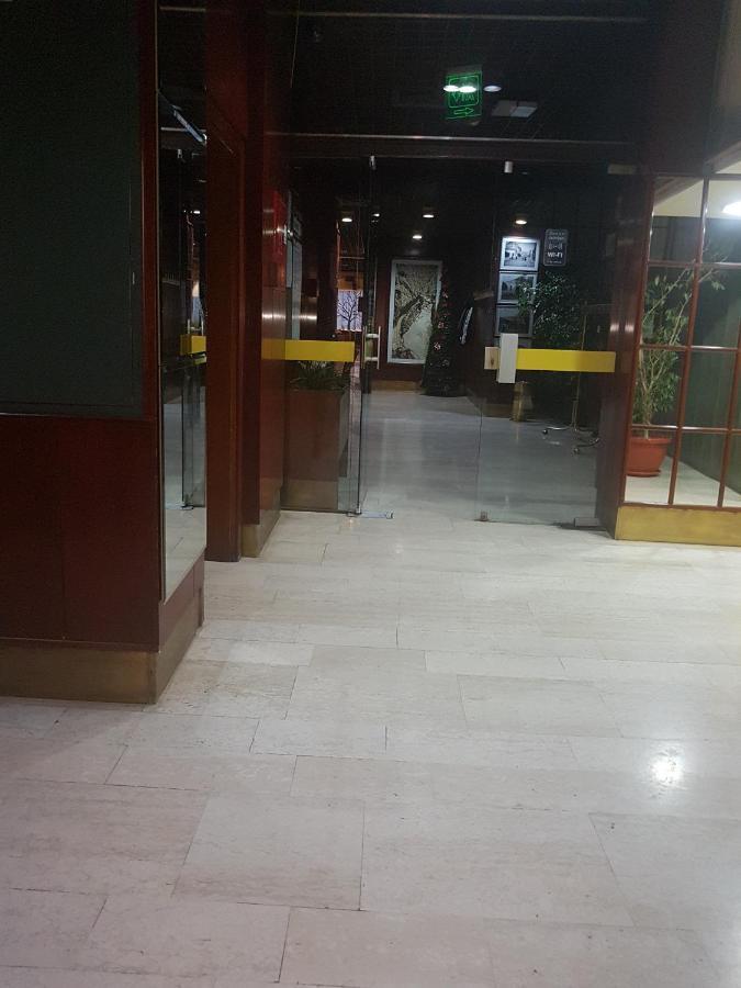 Hotel Sax Balkan Dimitrovgrad Buitenkant foto